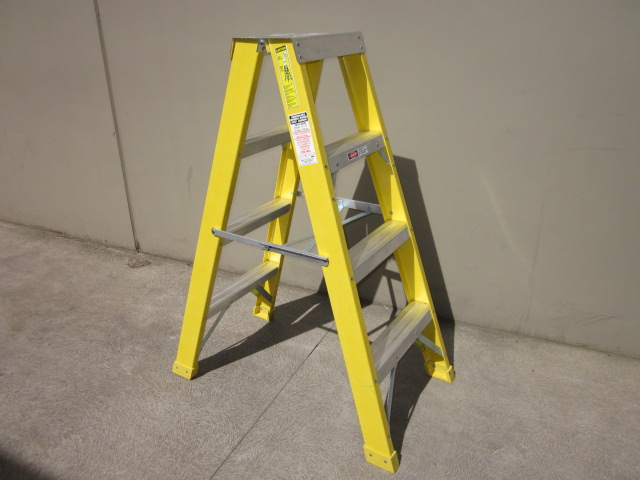 F/G ladder Double Side 4" 1.2m